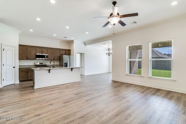 209 Mintmere Lane, Youngsville, LA 70592