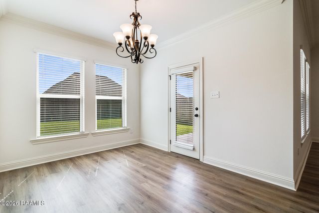 209 Mintmere Lane, Youngsville, LA 70592