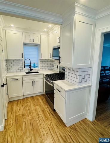 240 Hathaway Street, Wallington, NJ 07057