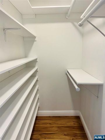 240 Hathaway Street, Wallington, NJ 07057