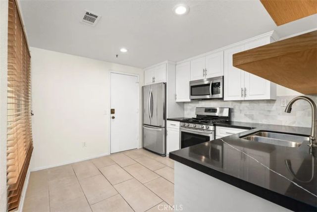 5847 E Rocking Horse, Orange, CA 92869