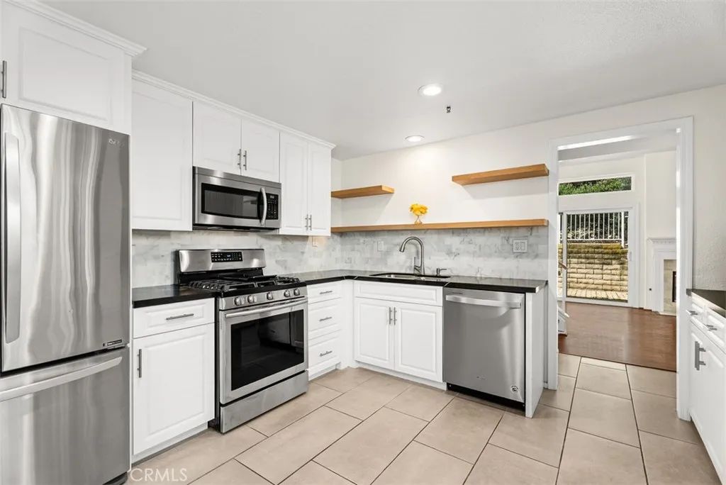 5847 E Rocking Horse, Orange, CA 92869