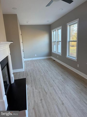 14638 VINT HILL RD, Nokesville, VA 20181