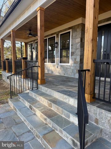 14638 VINT HILL RD, Nokesville, VA 20181