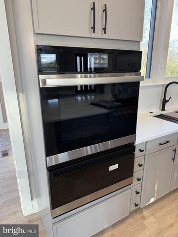 14638 VINT HILL RD, Nokesville, VA 20181