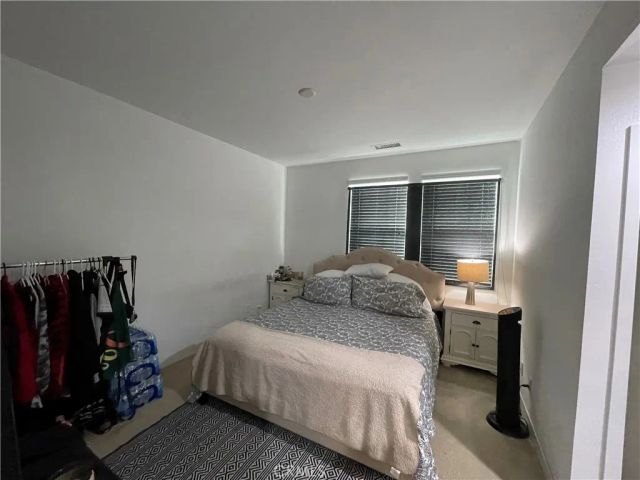 1410 N Harbor 1, Santa Ana, CA 92703