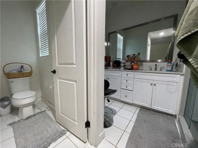 1410 N Harbor 1, Santa Ana, CA 92703