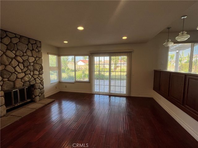 926 S Essex, San Dimas, CA 91773