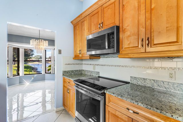 4799 Boxwood Circle, Boynton Beach, FL 33436