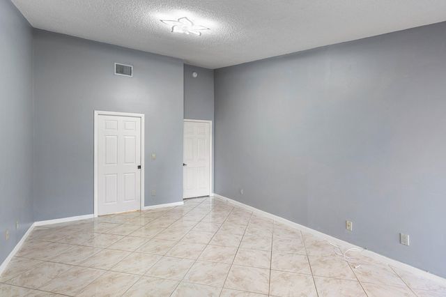 4799 Boxwood Circle, Boynton Beach, FL 33436