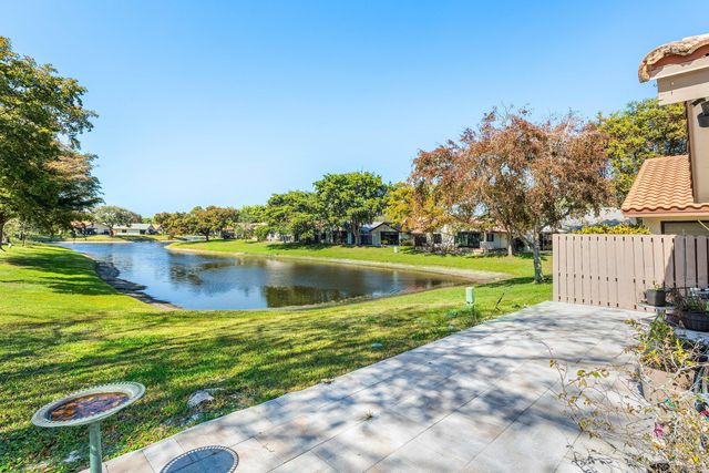 4799 Boxwood Circle, Boynton Beach, FL 33436