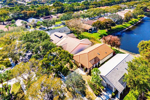 4799 Boxwood Circle, Boynton Beach, FL 33436