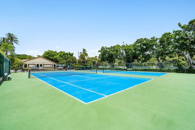 4799 Boxwood Circle, Boynton Beach, FL 33436