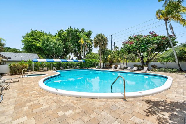 4799 Boxwood Circle, Boynton Beach, FL 33436