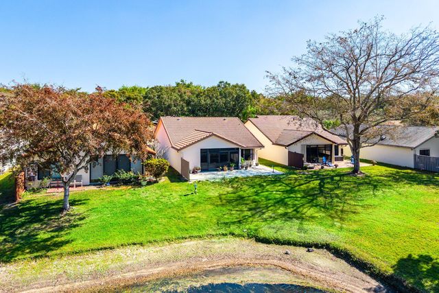 4799 Boxwood Circle, Boynton Beach, FL 33436