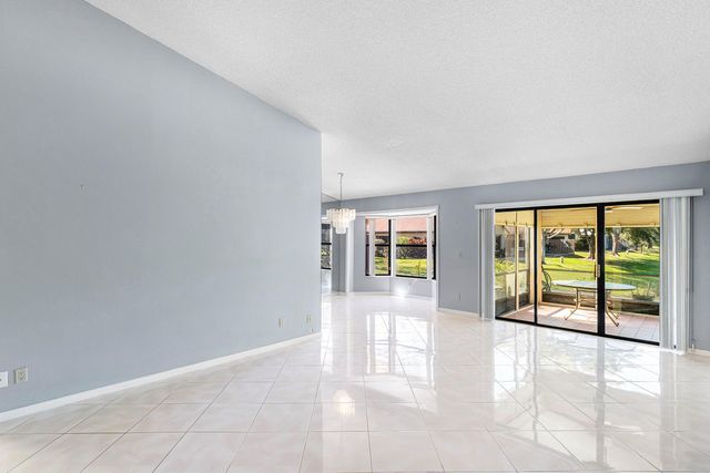 4799 Boxwood Circle, Boynton Beach, FL 33436