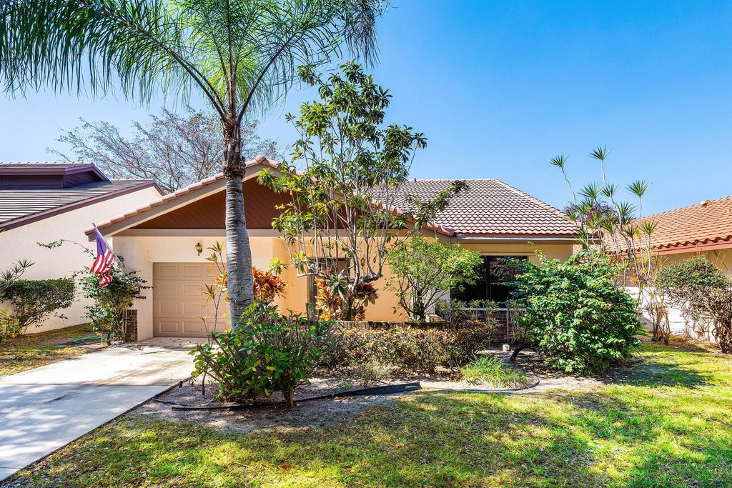 4799 Boxwood Circle, Boynton Beach, FL 33436