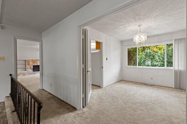 1200 Starlite Ln, Yuba City, CA 95991