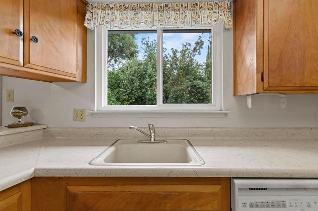 1200 Starlite Ln, Yuba City, CA 95991