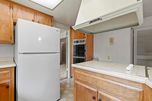 1200 Starlite Ln, Yuba City, CA 95991