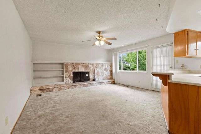 1200 Starlite Ln, Yuba City, CA 95991