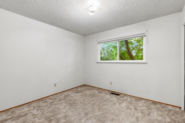 1200 Starlite Ln, Yuba City, CA 95991