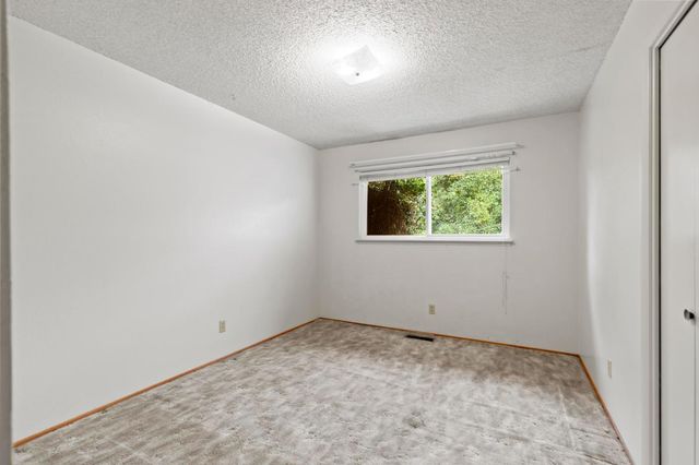 1200 Starlite Ln, Yuba City, CA 95991