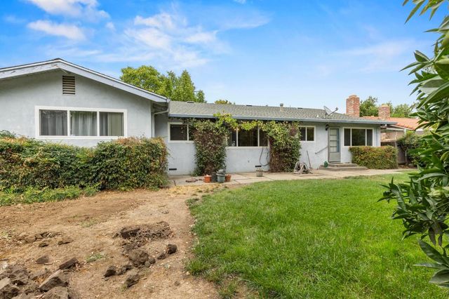 1200 Starlite Ln, Yuba City, CA 95991