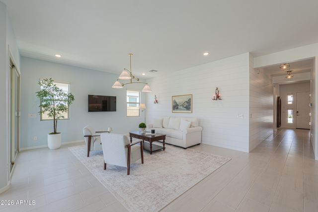 1092 E Nolan Place, Chandler, AZ 85249