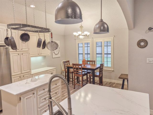 108 Audubon Woods Drive, Richwood, TX 77531
