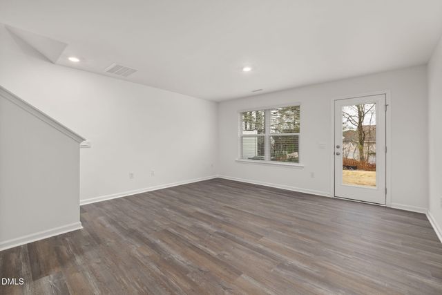 8524 Beckett Chase Way, Raleigh, NC 27616