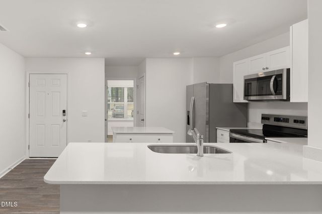 8524 Beckett Chase Way, Raleigh, NC 27616