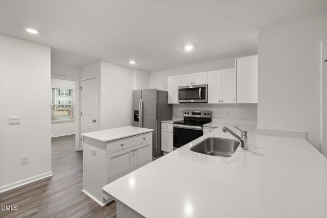 8524 Beckett Chase Way, Raleigh, NC 27616