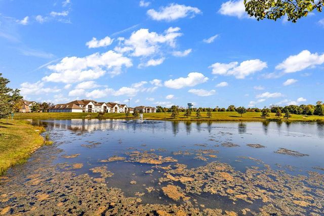 789 Hidden Springs Drive, Lewis Center, OH 43035