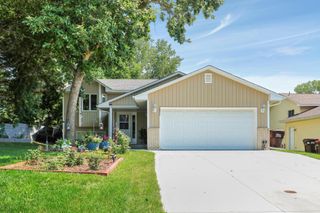 7892 Blackstone Avenue, Inver Grove Heights, MN 55076