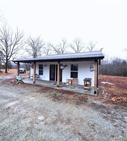 4873 Pebble Lane, Farmington, MO 63640