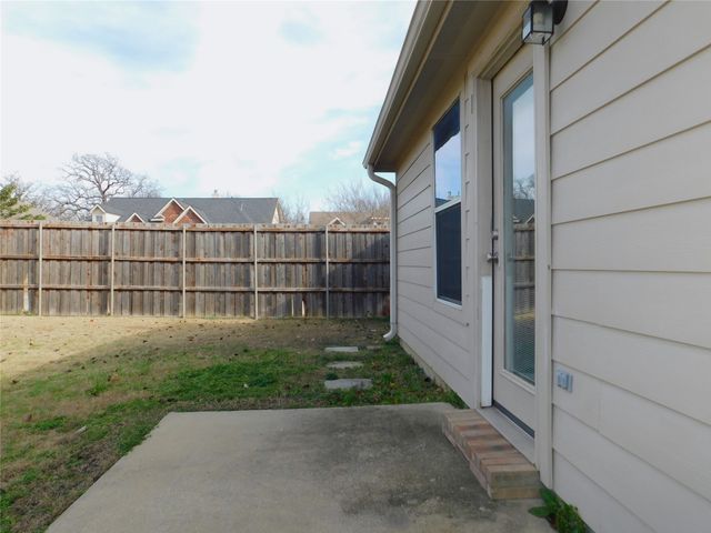 2821 Arabian Avenue, Denton, TX 76210