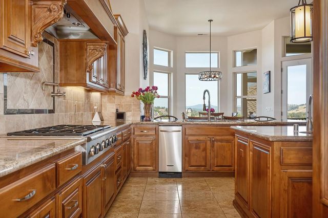 1752 Lake Vista Way, Folsom, CA 95630
