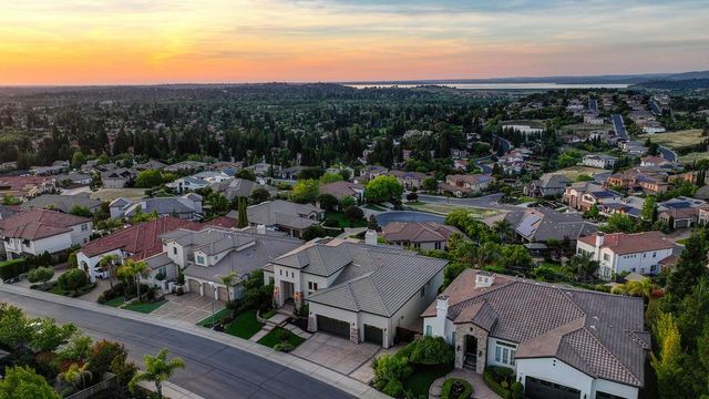 1752 Lake Vista Way, Folsom, CA 95630