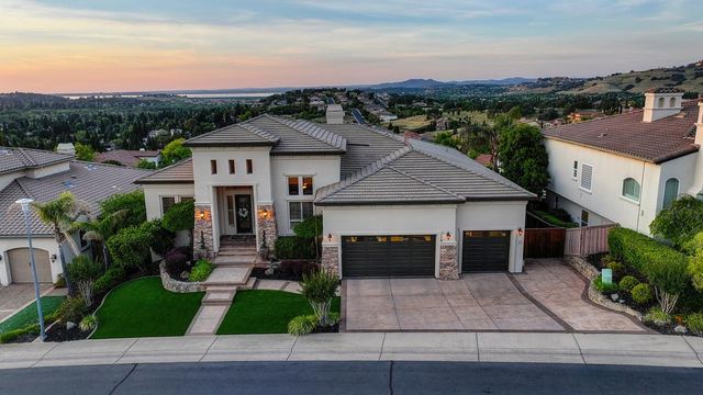1752 Lake Vista Way, Folsom, CA 95630