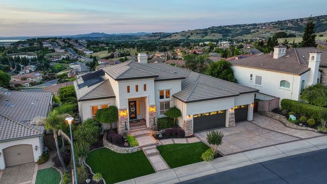1752 Lake Vista Way, Folsom, CA 95630
