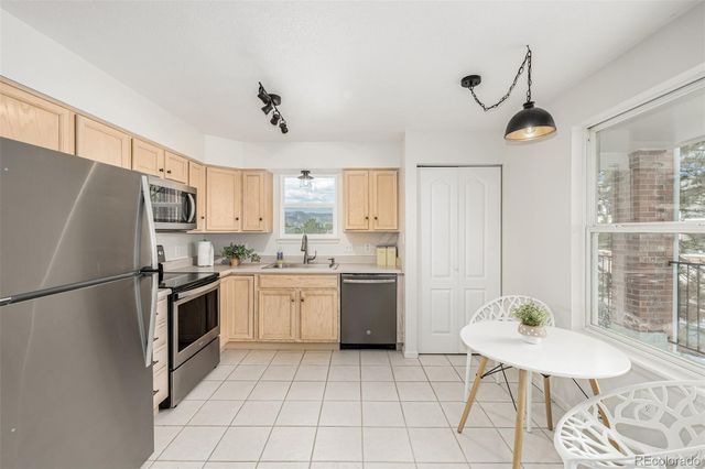 1655 S Cole Street B1, Lakewood, CO 80228