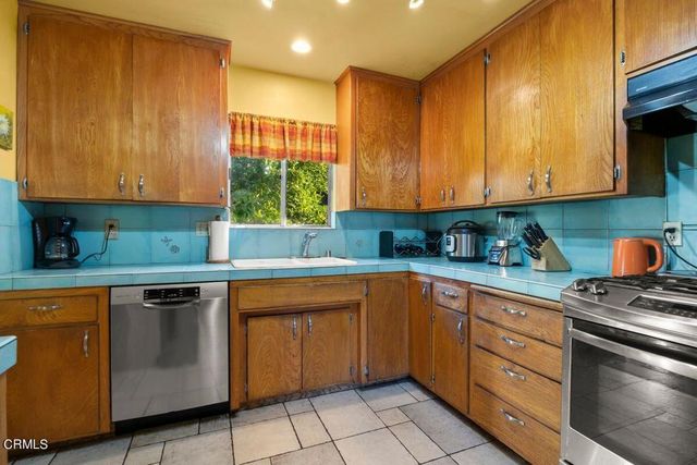 10 Taormina Lane, Ojai, CA 93023