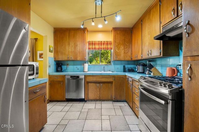10 Taormina Lane, Ojai, CA 93023