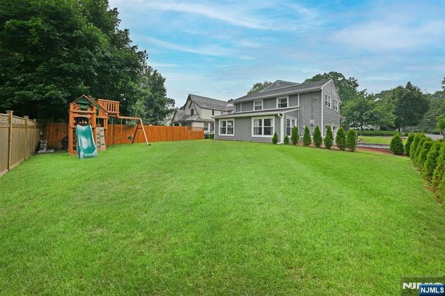 502 Ackerman Avenue, Ho-ho-kus, NJ 07423