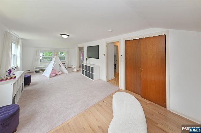 502 Ackerman Avenue, Ho-ho-kus, NJ 07423