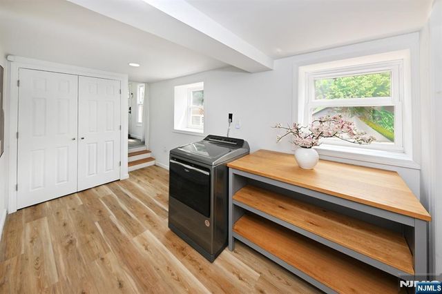 502 Ackerman Avenue, Ho-ho-kus, NJ 07423