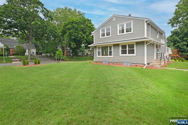 502 Ackerman Avenue, Ho-ho-kus, NJ 07423