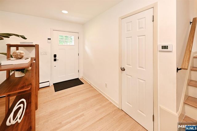 502 Ackerman Avenue, Ho-ho-kus, NJ 07423
