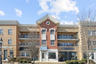 17212 Oak Park Avenue 3SW, Tinley Park, IL 60477